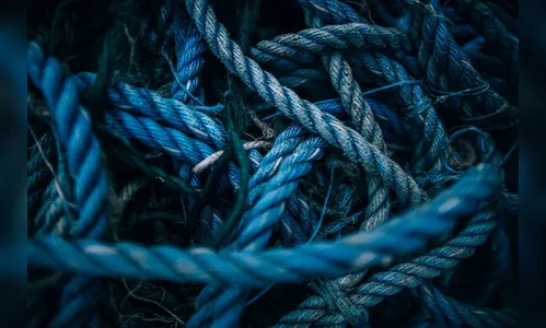 Caseiro de sítio é amarrado e feito refém por assaltantes