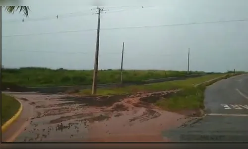 Chuva forte é registrada em Apucarana durante a tarde; veja