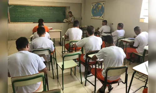 Com Enem, presos de Londrina conseguem vagas em universidade