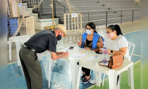 Confira o esquema de vacinação contra a Covid-19 nesta terça