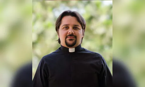 Covid-19: padre precisa ser intubado após quadro de saúde piorar