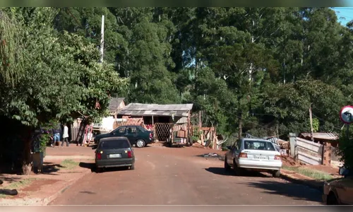 Criança de 9 anos e dois adultos são baleados após confusão