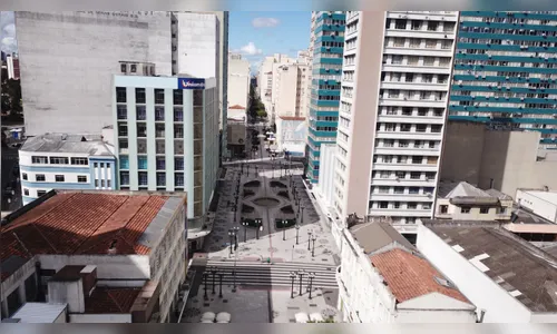 Curitiba mantém bandeira laranja por mais 14 dias