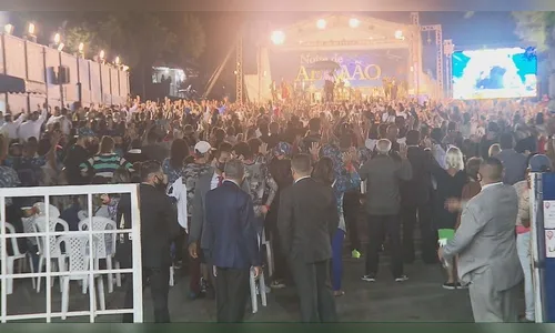 Fiscalização interdita culto com mais de duas mil pessoas no Paraná