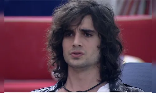 Fiuk desabafa: “Sempre apanhei de caras como o Arthur”
