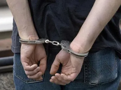 Foragido da justiça é preso com maconha e cocaína