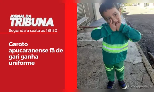 Garoto apucaranense fã de gari ganha uniforme