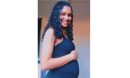 Gestante de 21 anos morre após ter bebê arrancado da barriga