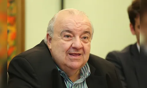 Greca é internado em Curitiba após sofre AVC