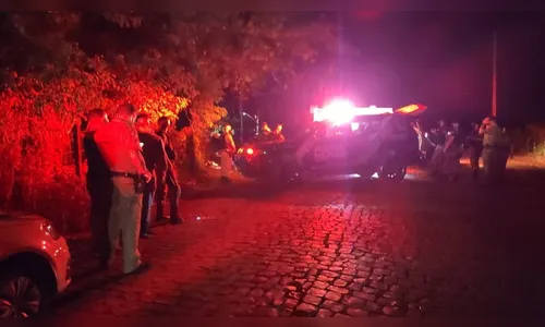 Homem com mandado de prisão morre em confronto com a PM