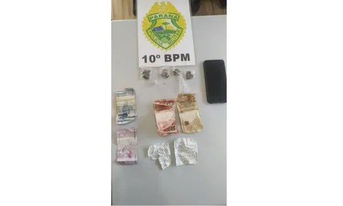 Homem de 22 anos é preso por tráfico de drogas