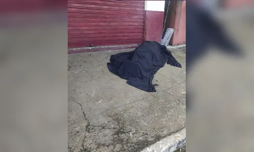 Homem é encontrado morto caído em Rua da Vila Reis