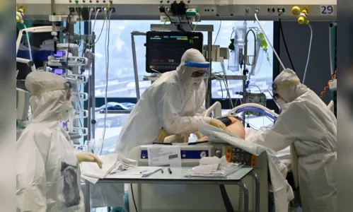 Hospital privado de Porto Alegre aluga contêiner para colocar mortos