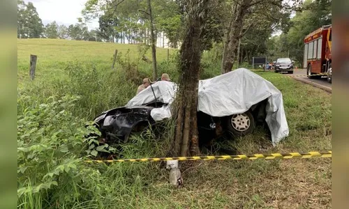 Mulher e criança morrem em acidente de trânsito no Paraná