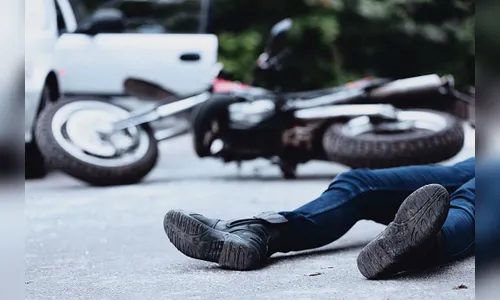 Idoso invade rodovia e é atropelado por moto em Apucarana