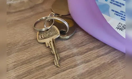 Homem deixa chave escondida e tem casa furtada