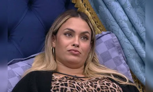 Internautas chamam Sarah de Judas, após voto em Juliette