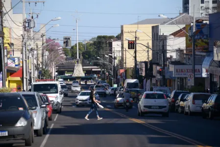 Jandaia libera funcionamento do comércio no final de semana