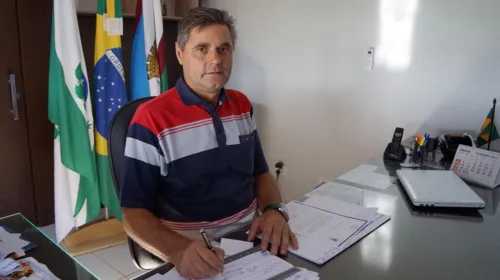 Justiça Eleitoral cassa diploma de prefeito e vice de Arapuã