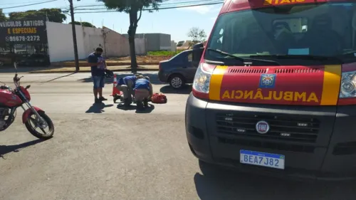 Motociclistas ficam feridos em acidente na Av. Minas Gerais