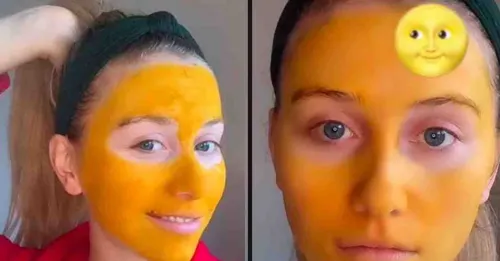 Mulher tinge rosto de amarelo ao testar máscara facial