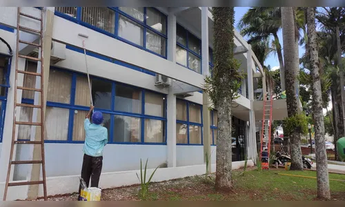 Prefeitura de Jardim Alegre promove reforma de espaços públicos