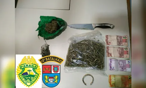 PM apreende suspeito com maconha e farto material para o tráfico