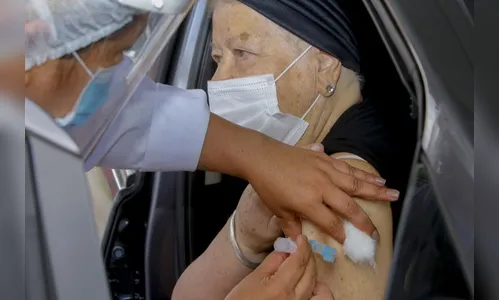 Paraná ultrapassa a marca de 1 milhão de pessoas vacinadas