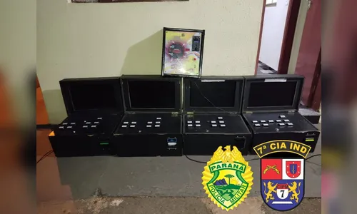 Polícia Militar apreende máquinas caça-níqueis