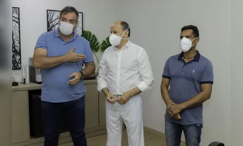 Prefeito Toledo recebe o deputado estadual Dr. Batista