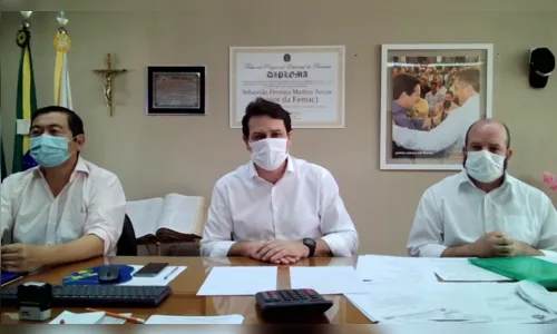 Prefeito anuncia vacinação para idosos de 78 e 79 anos