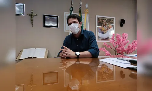 Prefeito veta projeto que previa reajuste de salários