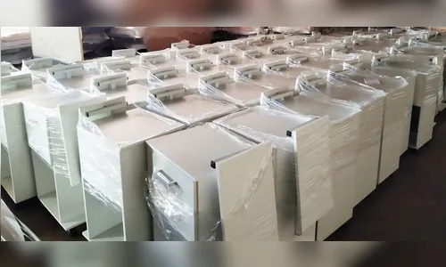 Providência adquire mesas e poltronas hospitalares