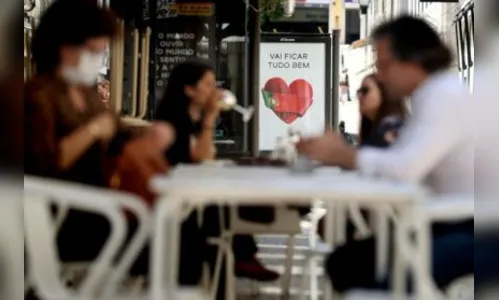 Restaurantes ficarão abertos até 22h no final de semana