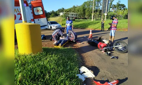 SAMU socorre motociclista ferido em acidente com caminhão