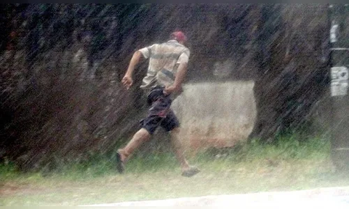 Segunda-feira começa com previsão de chuva na região