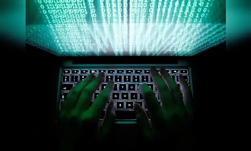 Sites do Governo do Paraná voltam após pichação digital