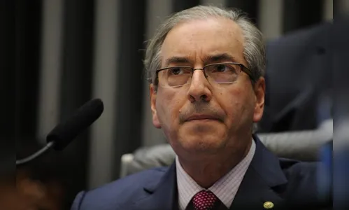 TRF-4 revoga preventiva, mas Eduardo Cunha seguirá preso