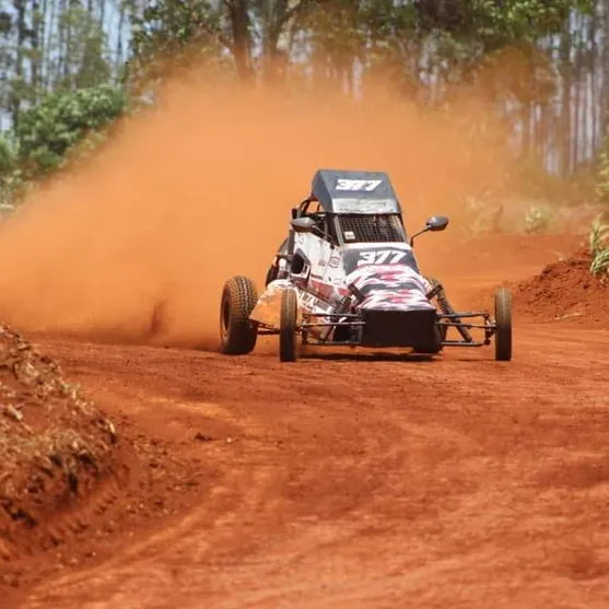 Apucaranenses disputam campeonato de Kart Cross em Maringá