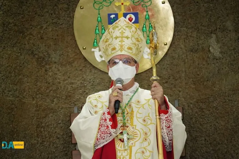 Bispo da Diocese de Apucarana vence a Covid-19