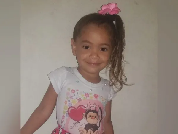Criança de três anos morre após sofrer descarga elétrica