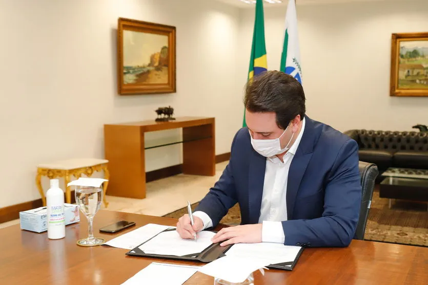  O texto com o regramento, assinado pelo governador Carlos Massa Ratinho Junior, será publicado no Diário Oficial do Estado desta quarta-feira (09)