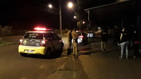 Profissionais de saúde são flagradas em festa clandestina