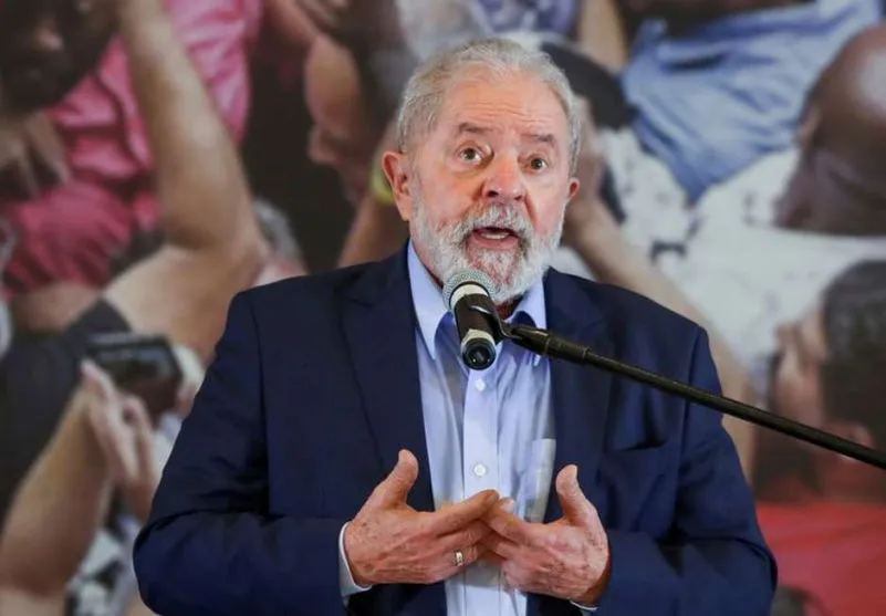“Serei candidato contra Bolsonaro”, diz Lula sobre 2022