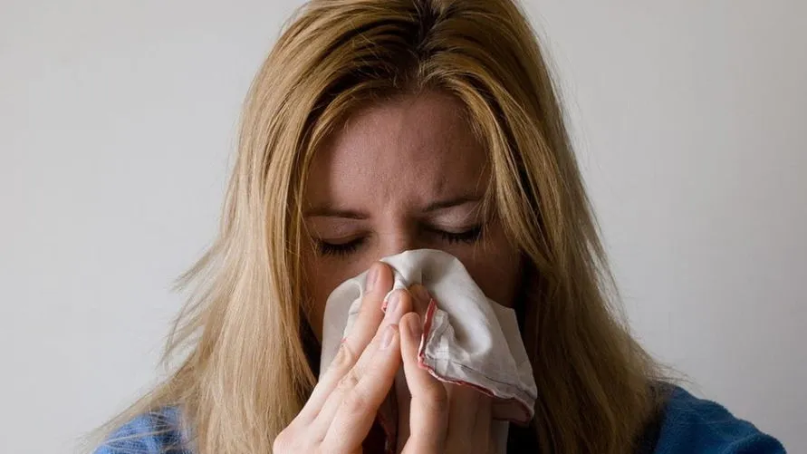Variante Delta: sintomas da covid se assemelham aos da gripe