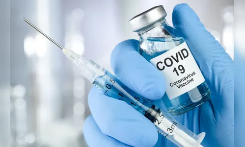 Saúde esclarece boato sobre falsa enfermeira na vacinação