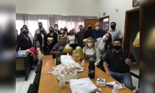 Aniversário na câmara de Ivaiporã gera polêmica; veja
