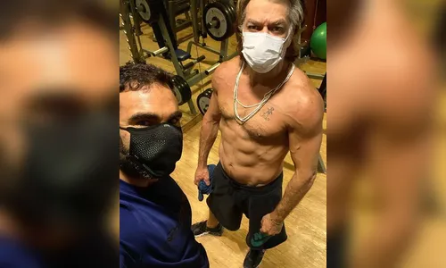 Aos 49 anos, Fábio Assunção exibe corpo sarado