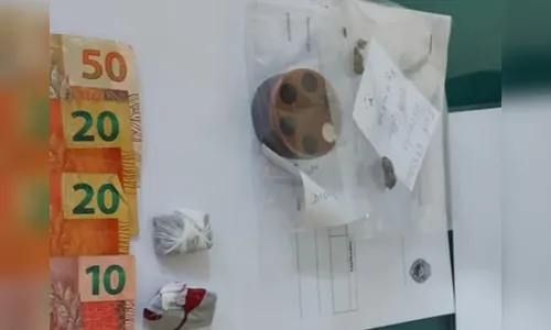 Após roubo de celular, três são presos pela Polícia Militar