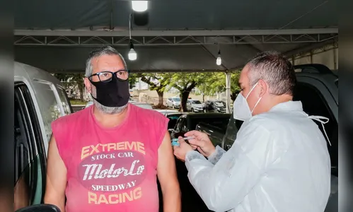 Apucarana vacina pessoas de 55 anos neste sábado
